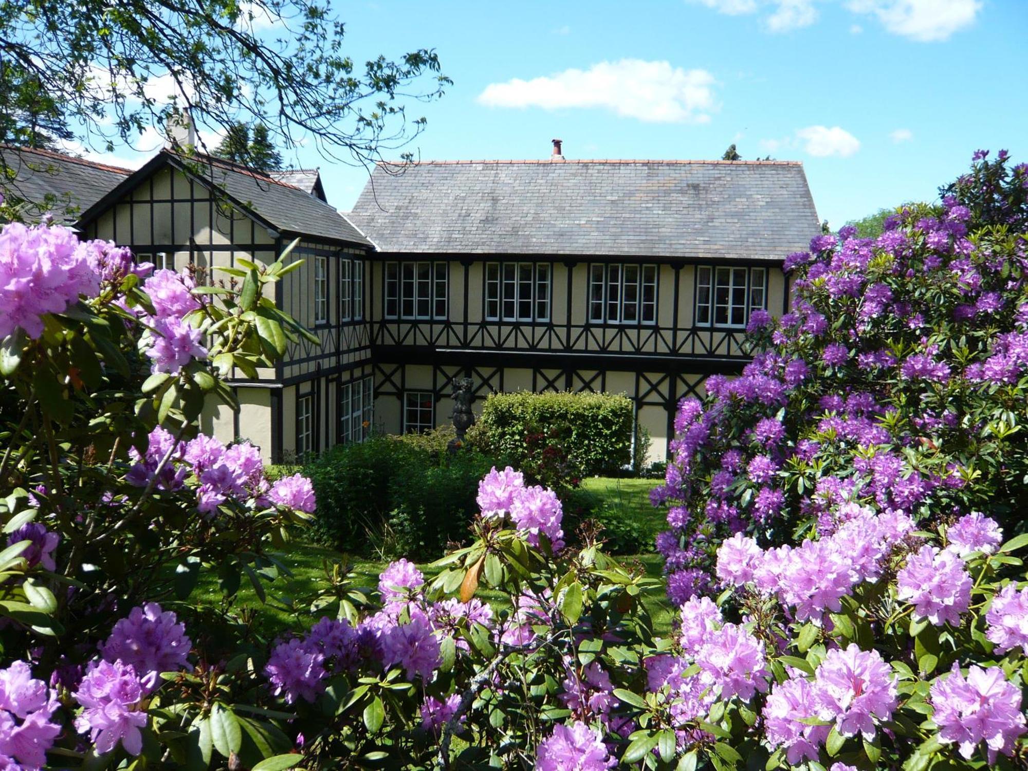 The Lake Country House Hotel & Spa Llangammarch Wells Exteriör bild