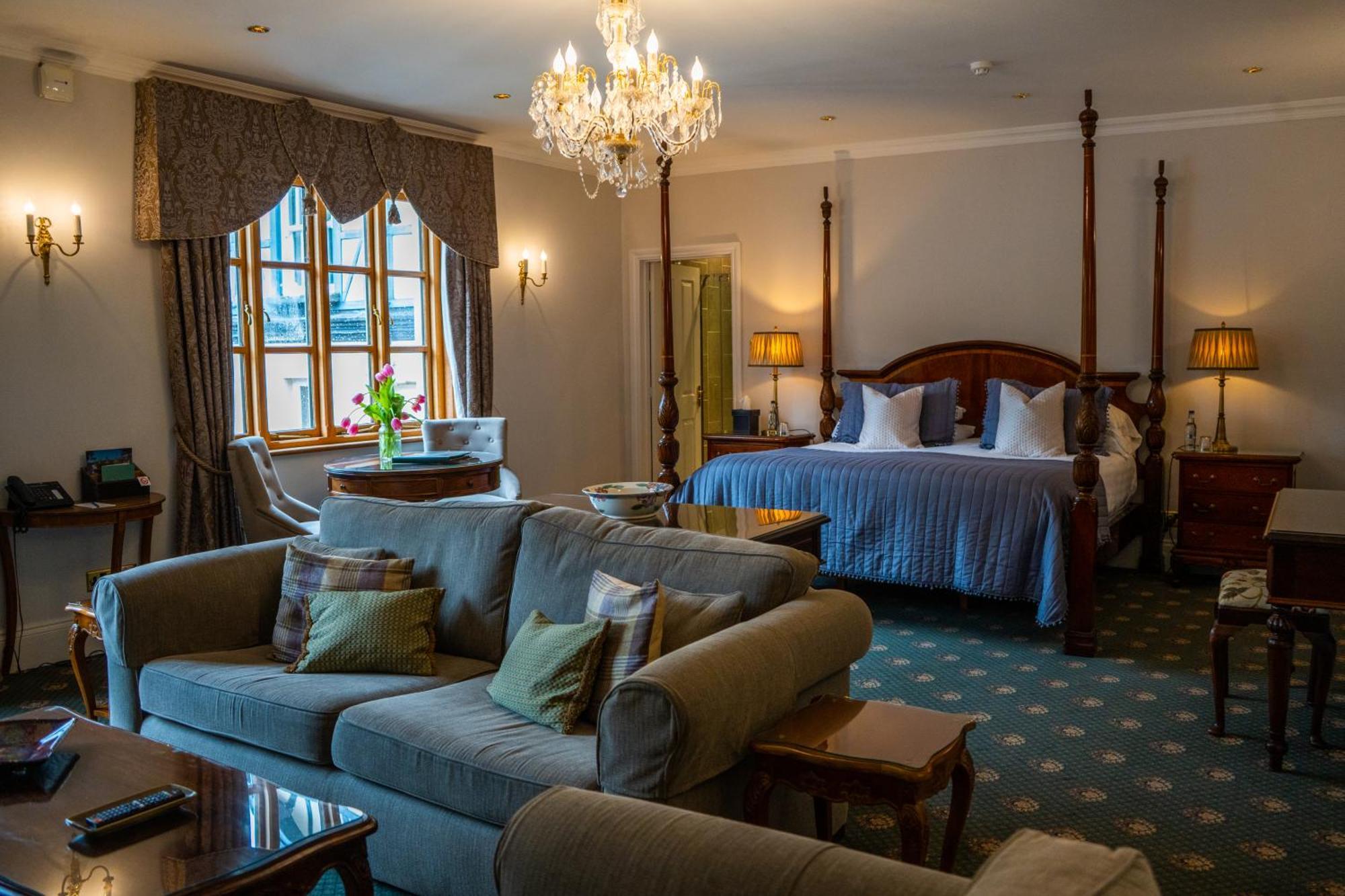 The Lake Country House Hotel & Spa Llangammarch Wells Exteriör bild