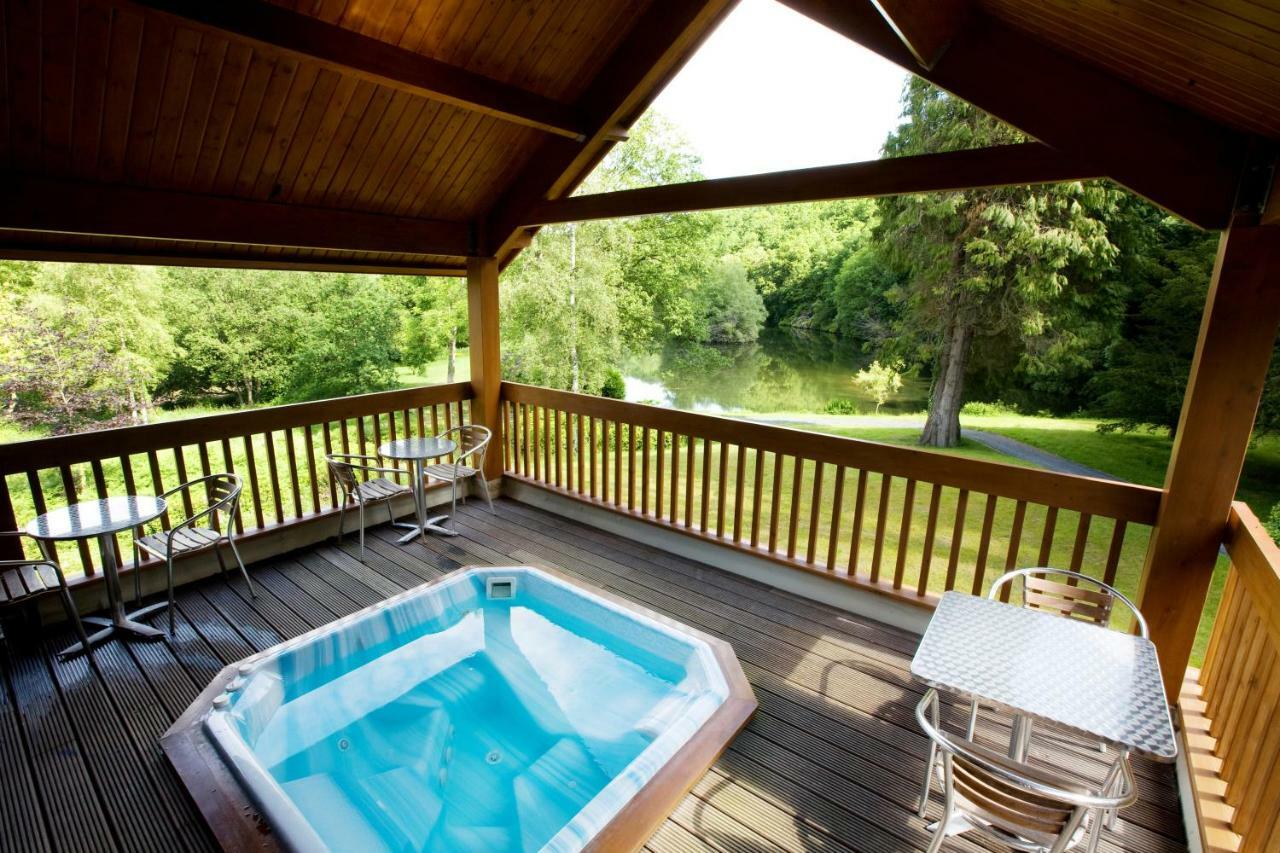 The Lake Country House Hotel & Spa Llangammarch Wells Exteriör bild